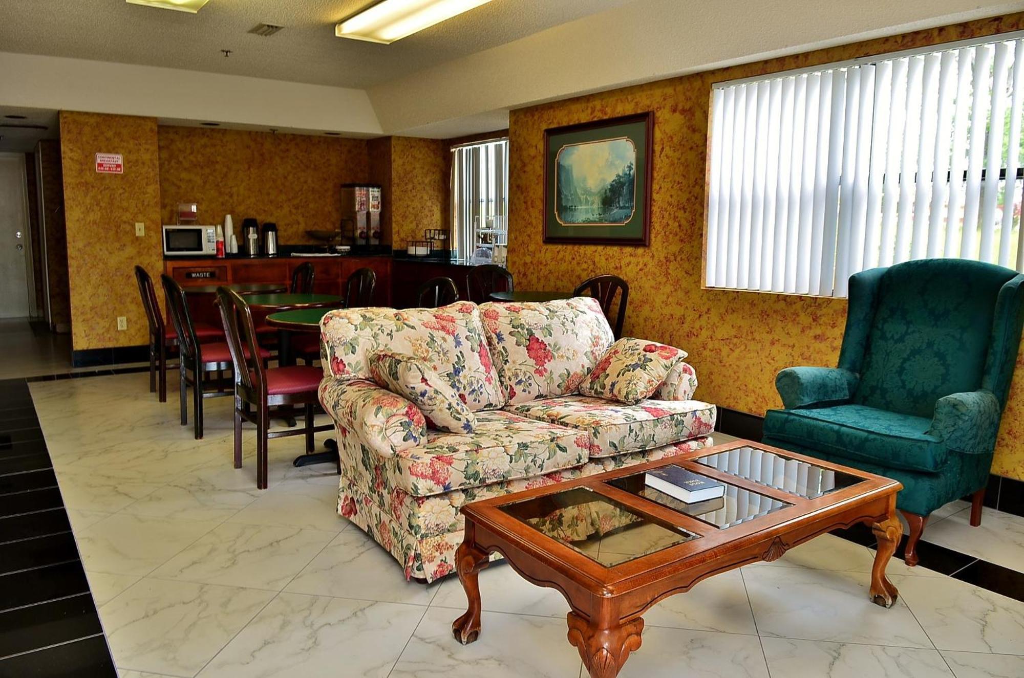 Executive Inn Opp Extérieur photo