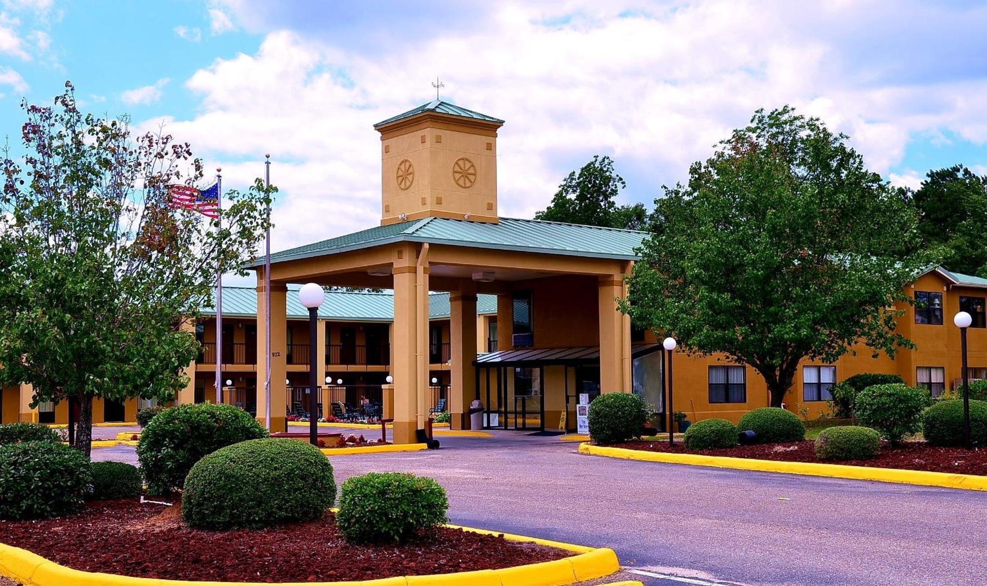 Executive Inn Opp Extérieur photo