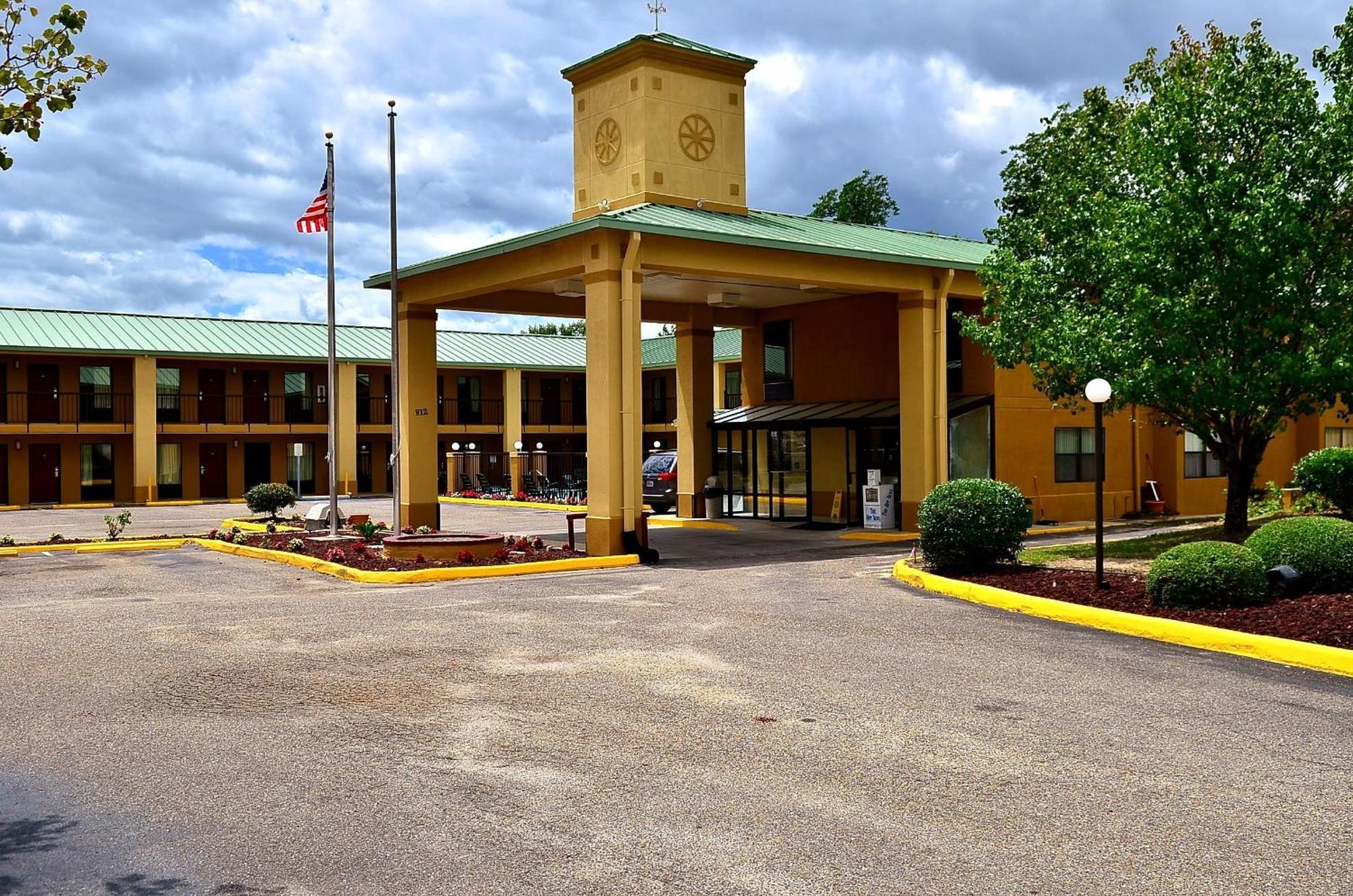 Executive Inn Opp Extérieur photo